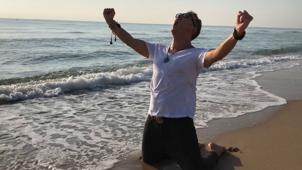 ASÓCIATE A TU MIEDO